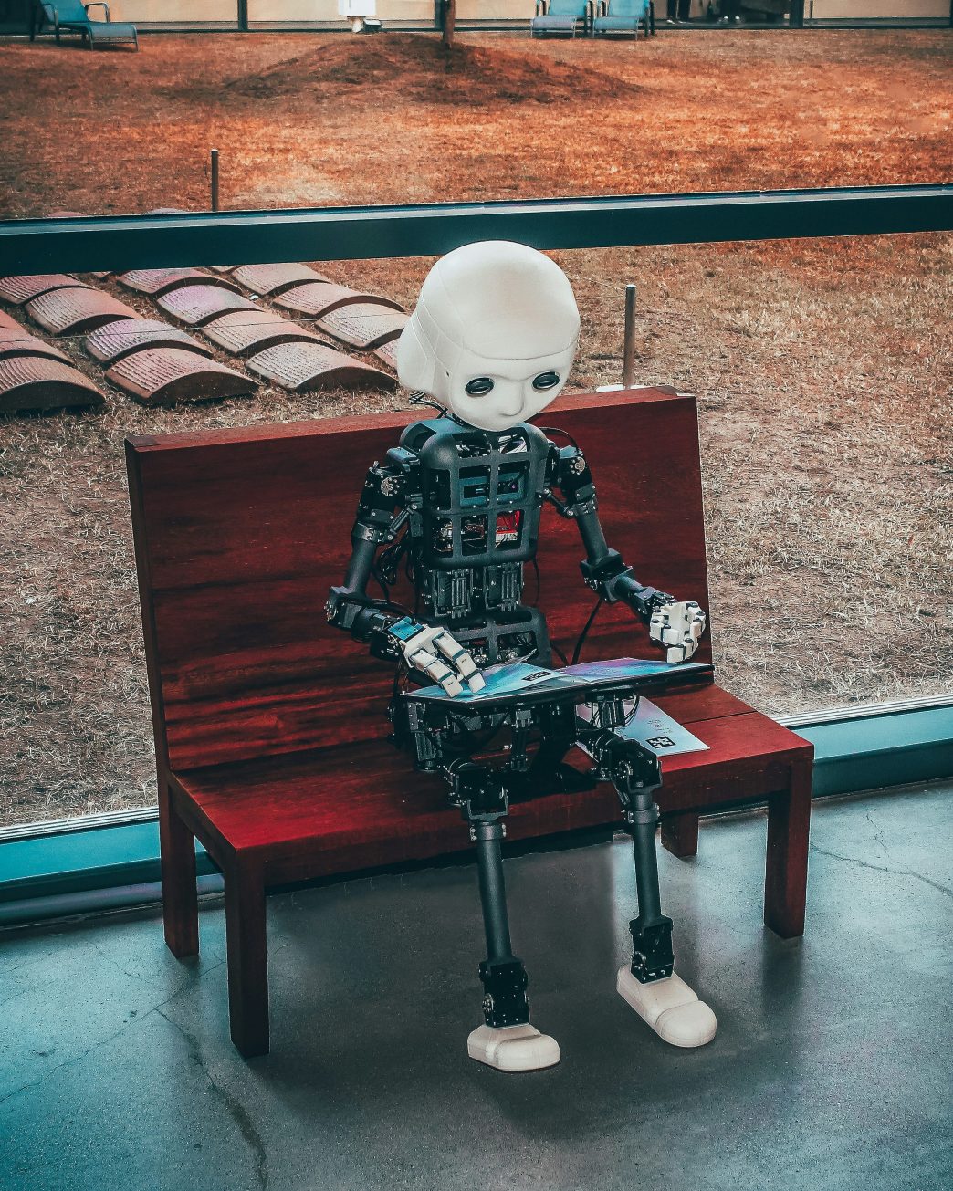 Ai Integration To Enhance Learning And Training On Digital Platforms